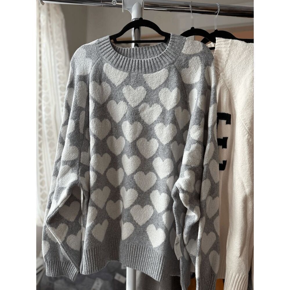NWT Old Navy SoSoft Grey and White Heart Pattern Sweater